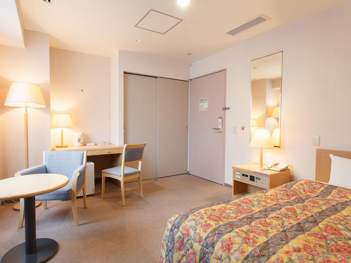 Osaka Academia Hotel Exterior photo